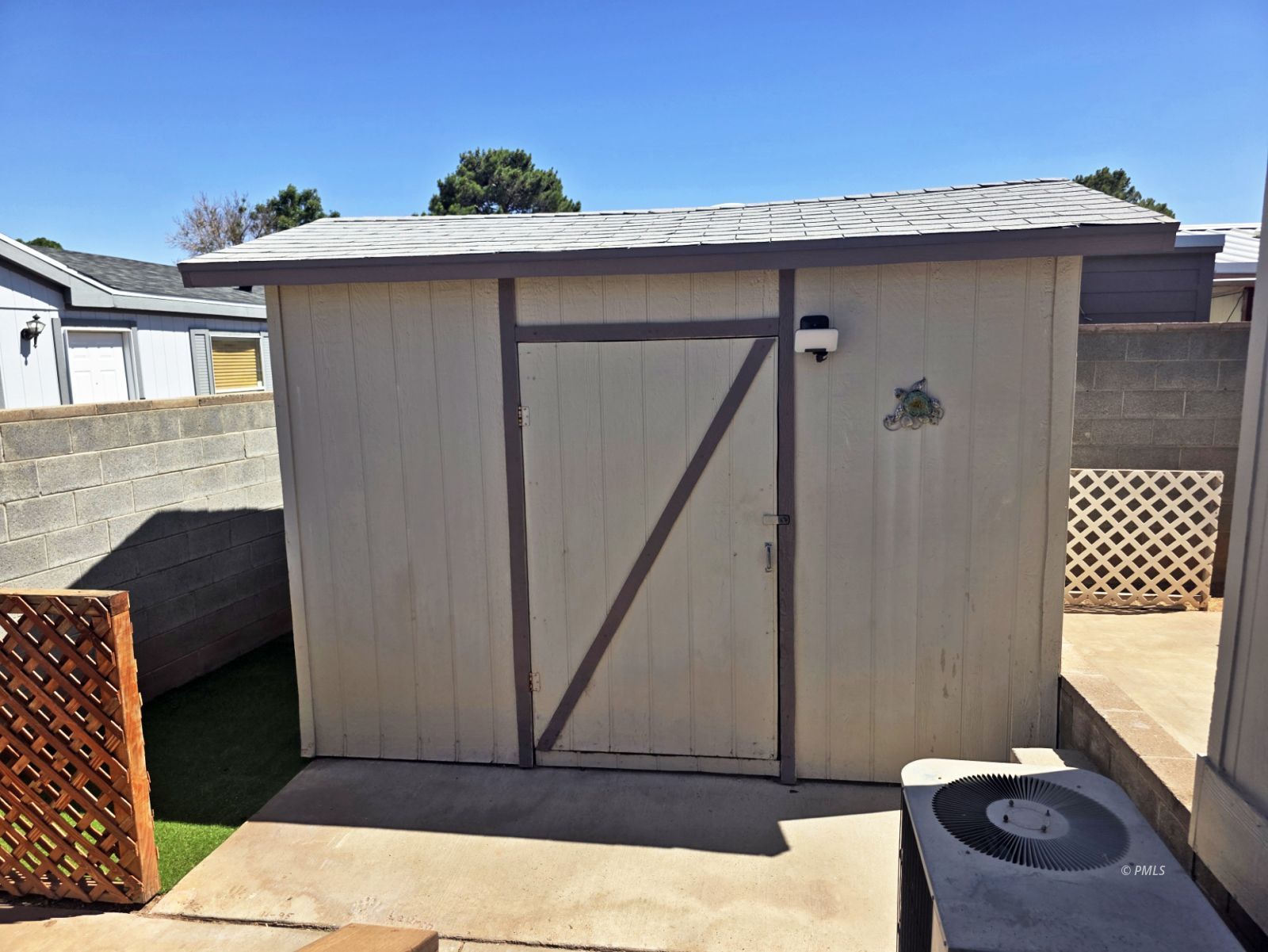 Property Photo 23