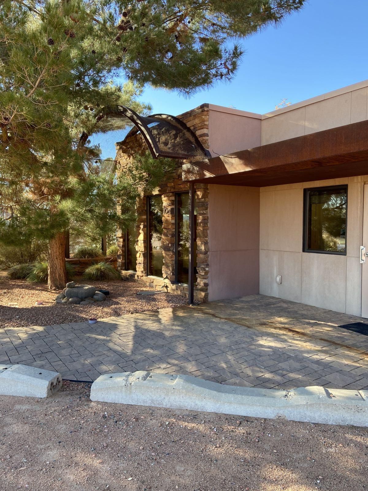 Property Photo 27