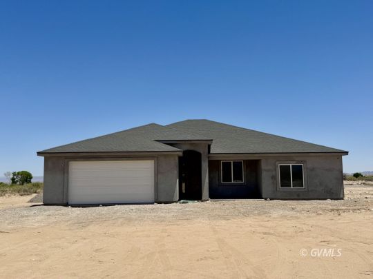 feature listing property photo