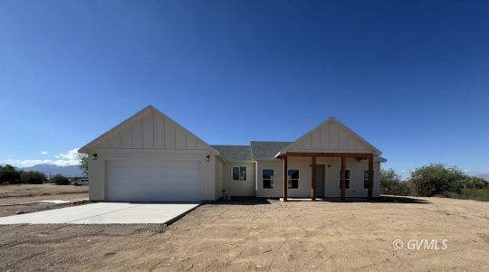 feature listing property photo