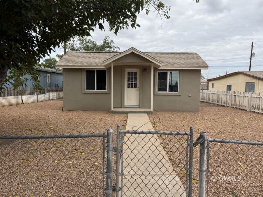 feature listing property photo