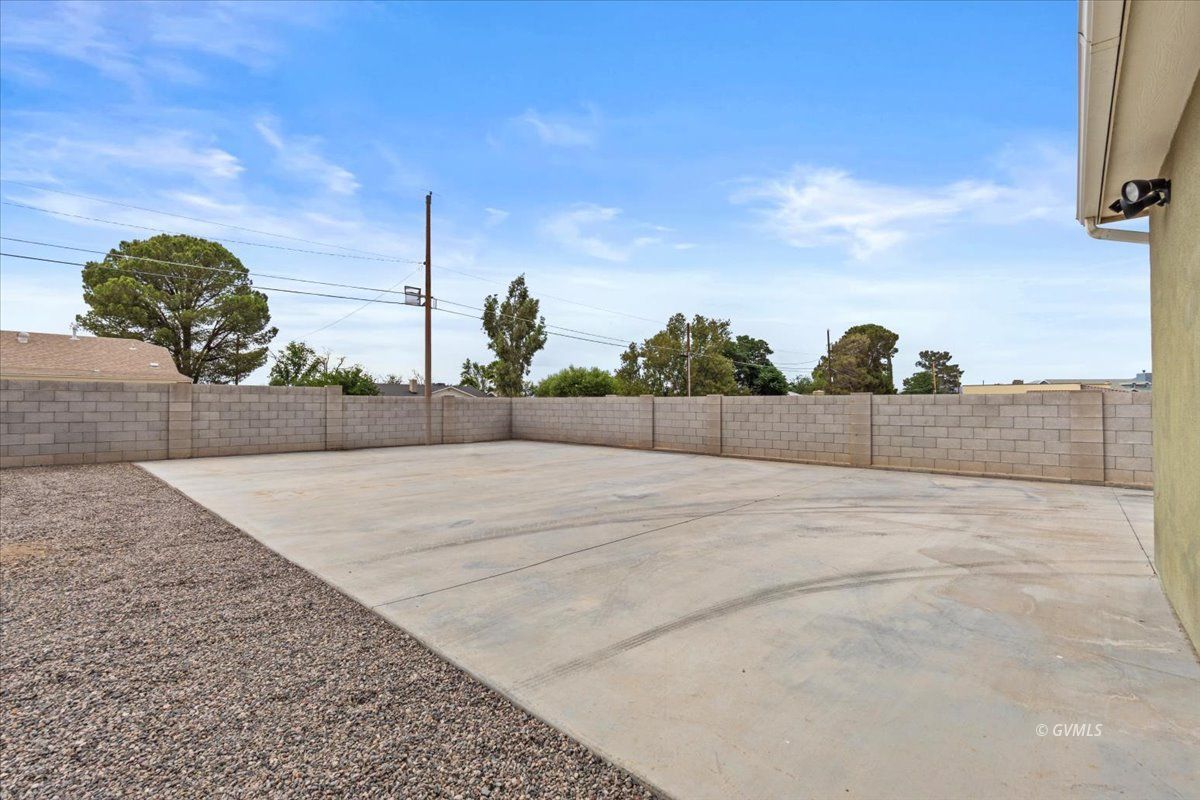 Property Photo 43