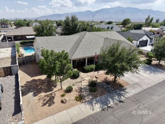 feature listing property photo