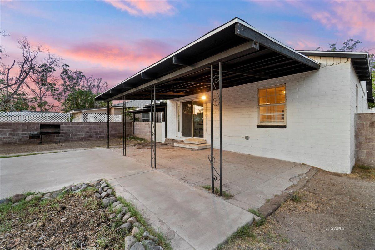 Property Photo 28