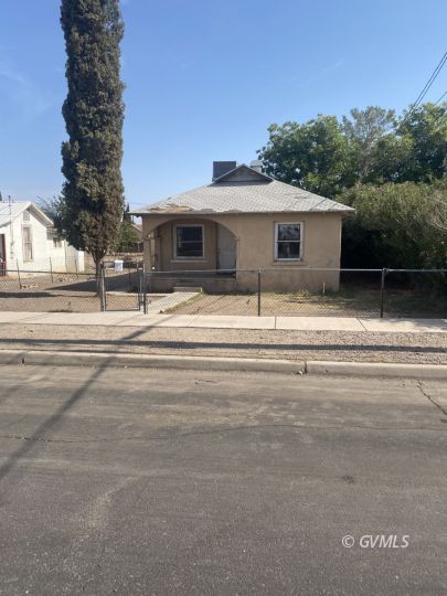 feature listing property photo