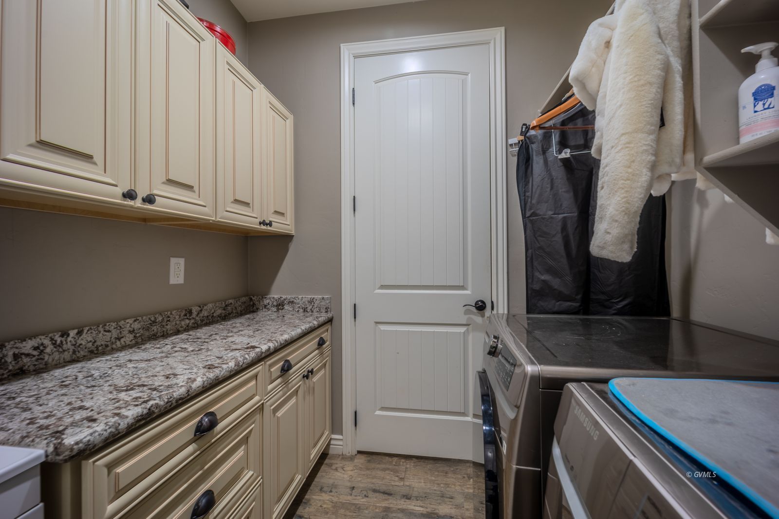 Property Photo 31