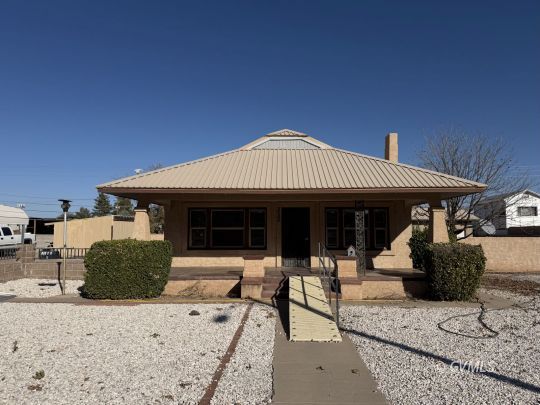 feature listing property photo