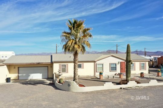 feature listing property photo