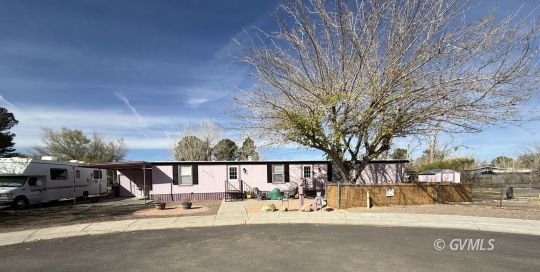 feature listing property photo