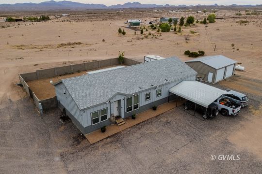 feature listing property photo