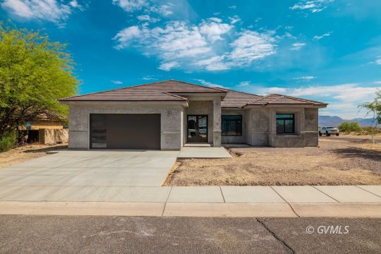 feature listing property photo