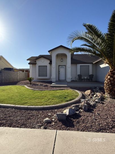 feature listing property photo