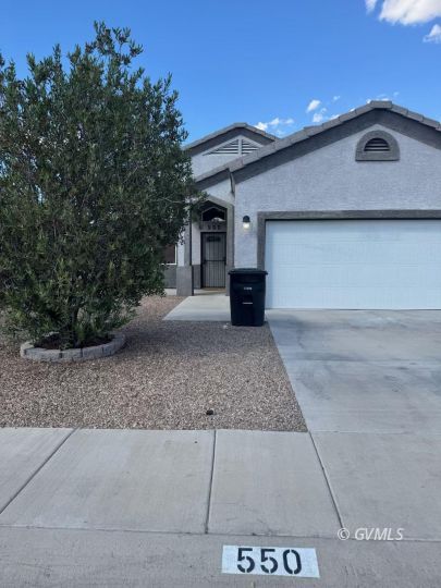 feature listing property photo