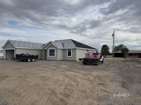 feature listing property photo