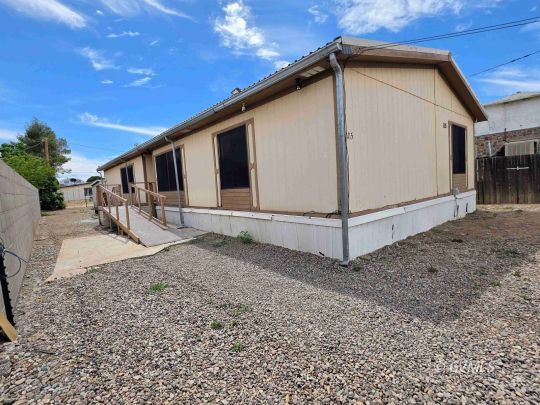 feature listing property photo