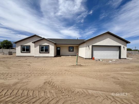 feature listing property photo