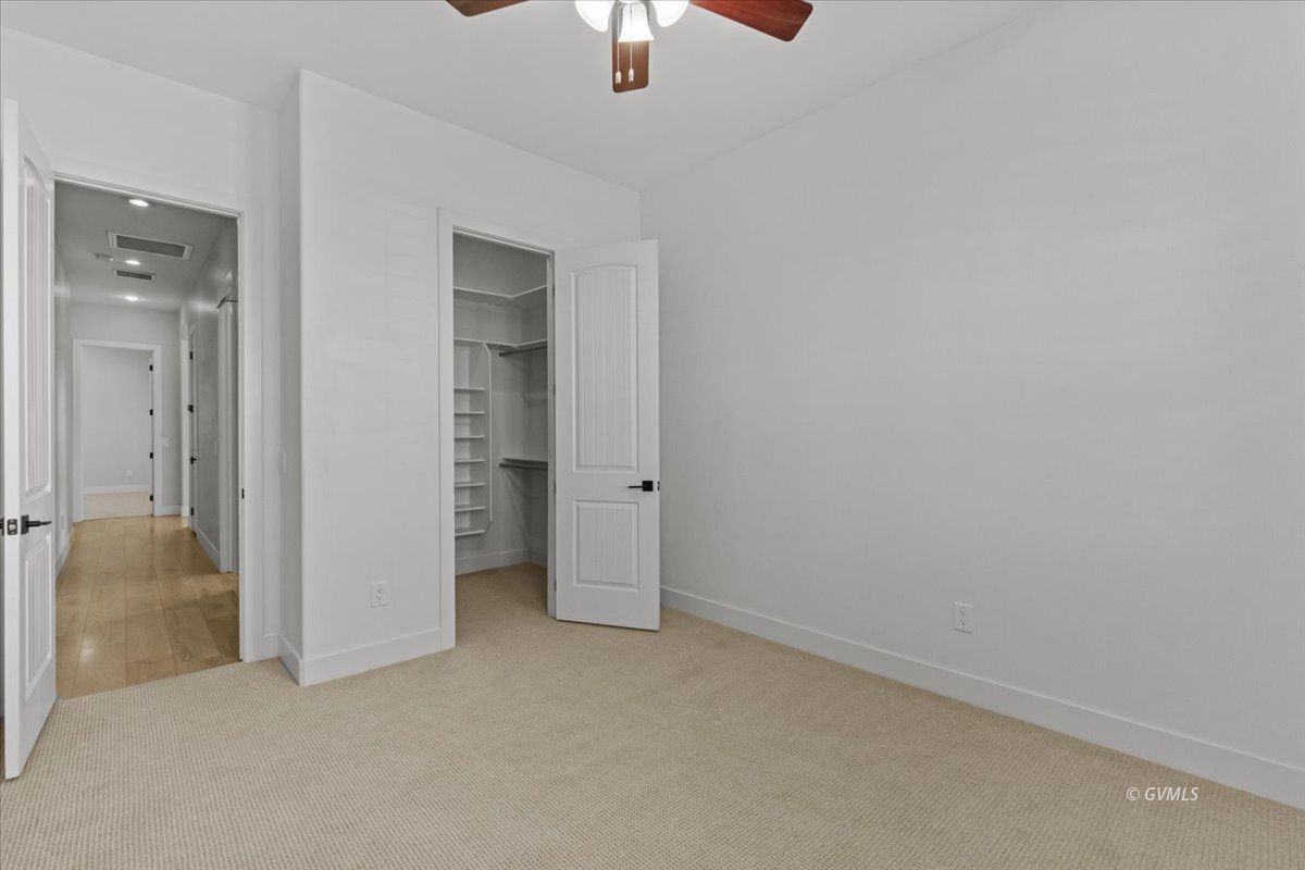 Property Photo 50