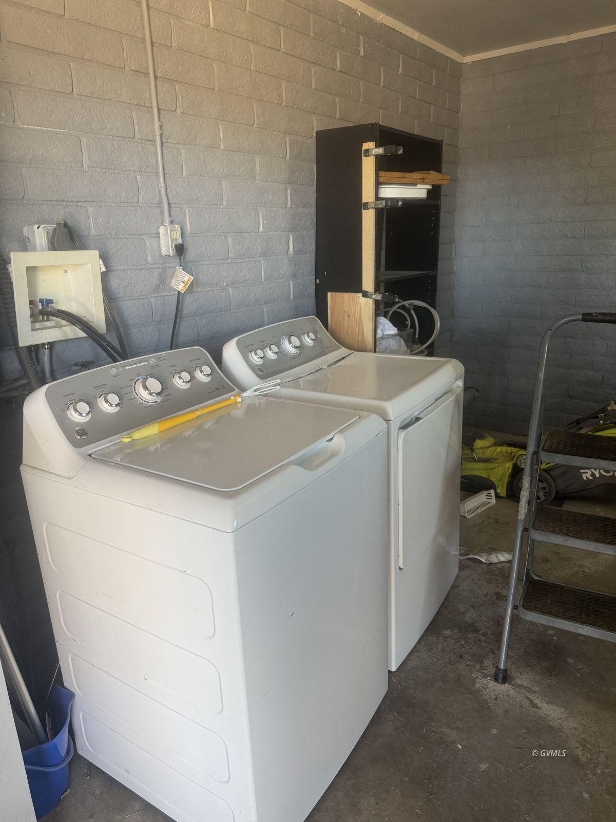 Property Photo 25