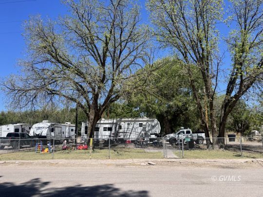 feature listing property photo