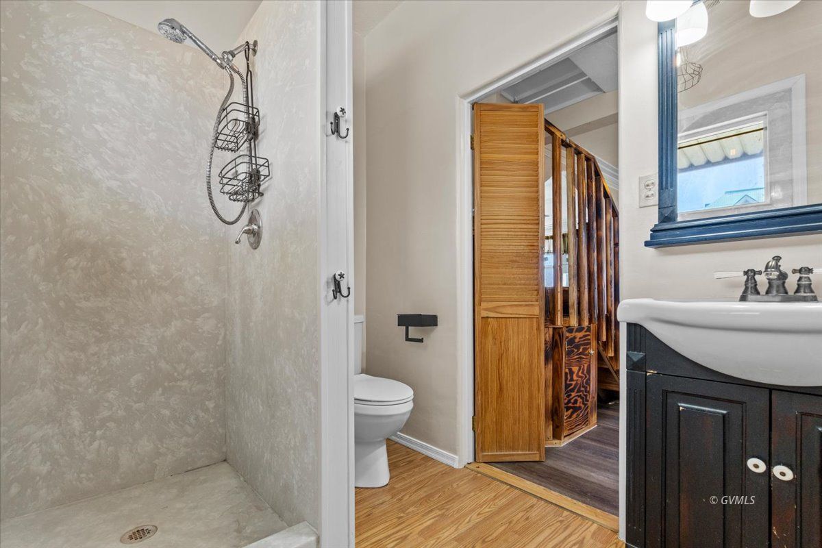 Property Photo 25