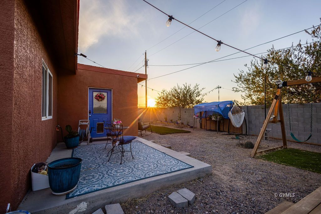 Property Photo 21