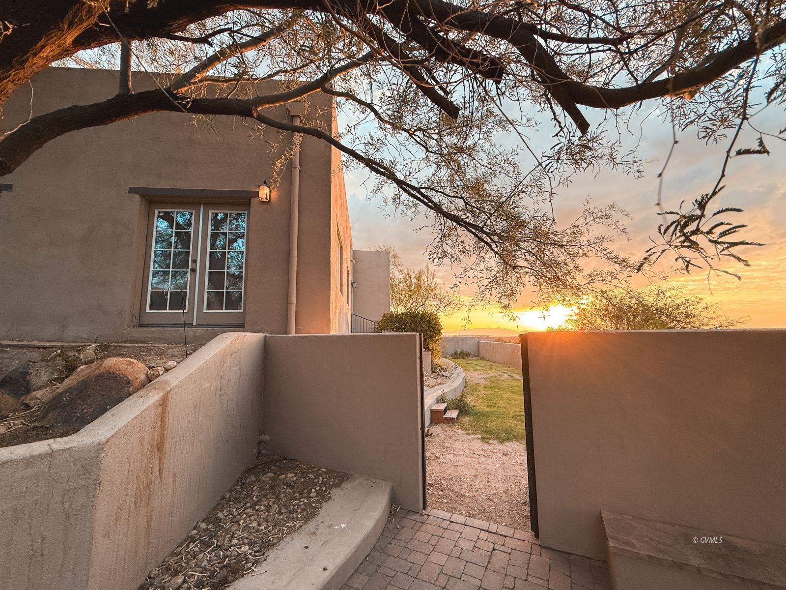 Property Photo 23