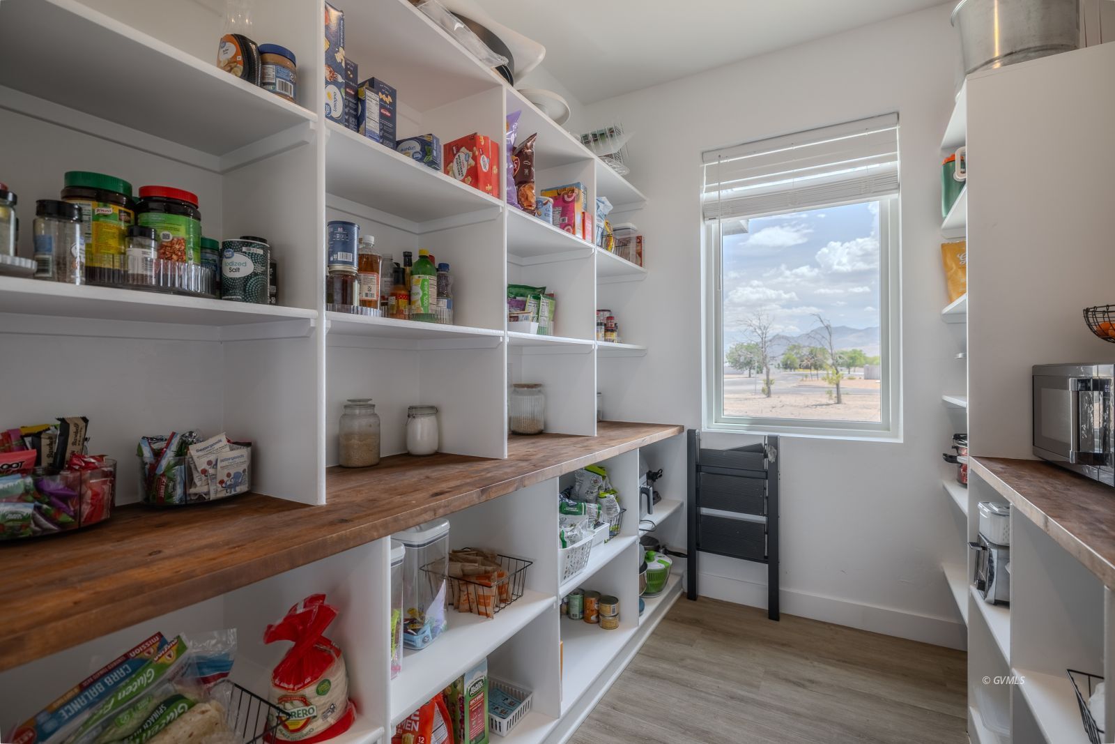 Property Photo 23