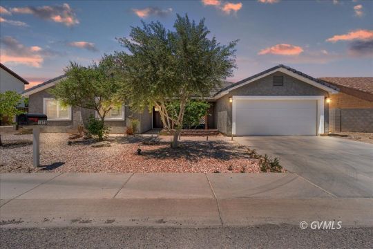 feature listing property photo