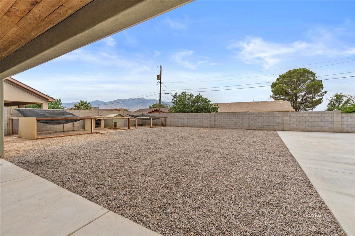 Property Photo 44