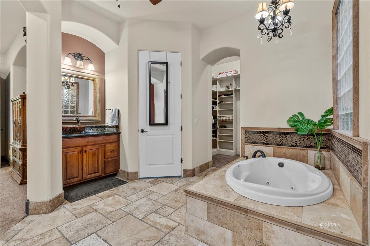 Property Photo 42