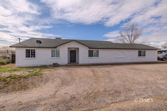 feature listing property photo