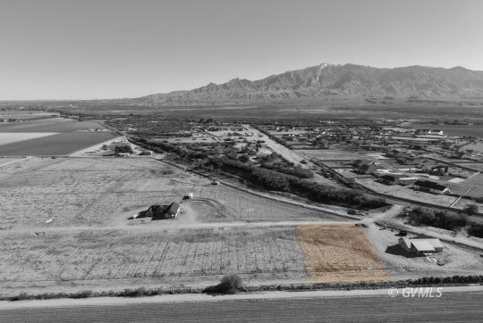 feature listing property photo