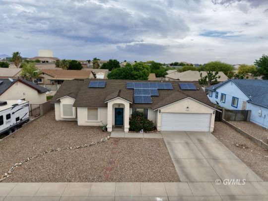 feature listing property photo