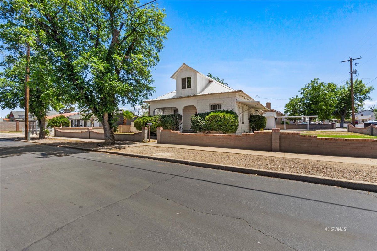 Property Photo 3