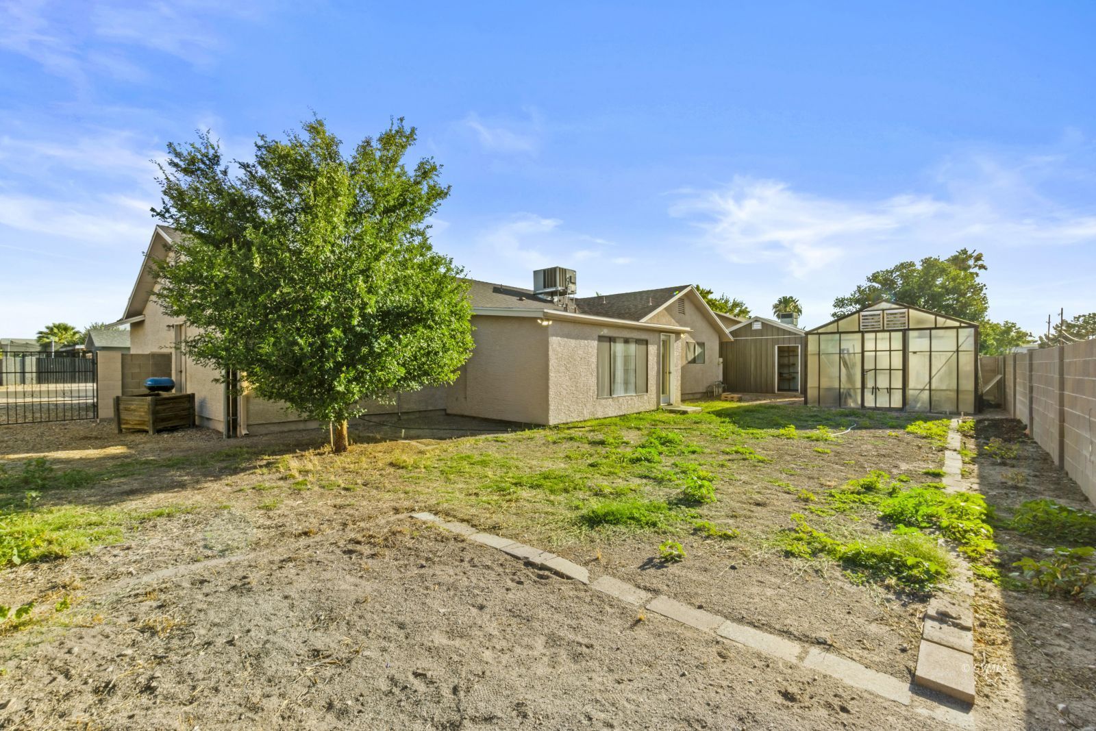 Property Photo 16