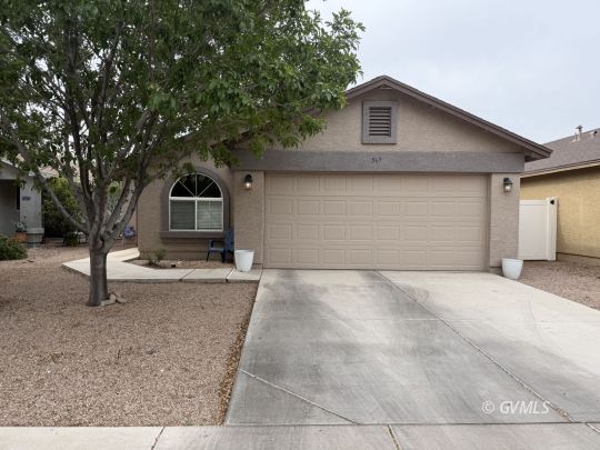 feature listing property photo