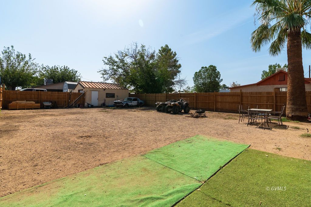 Property Photo 23