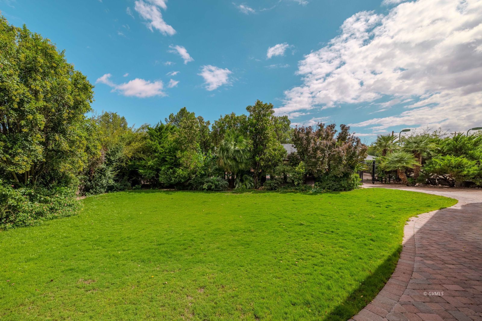 Property Photo 44
