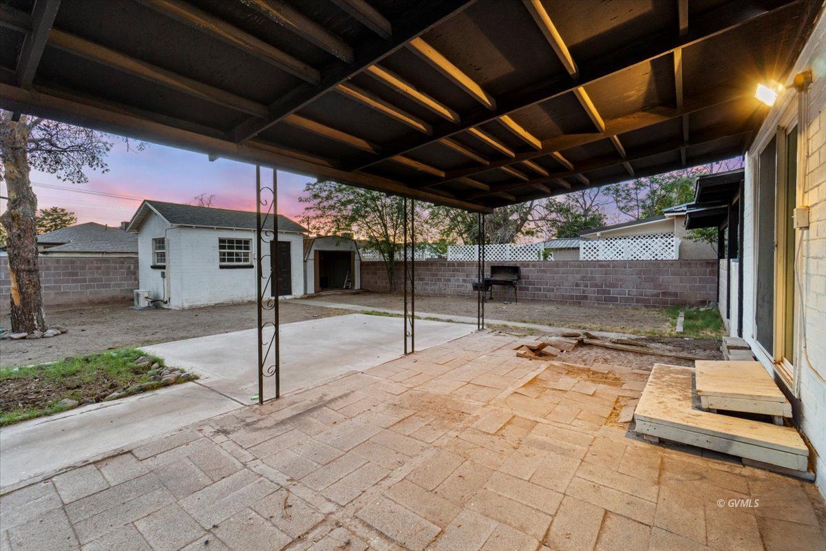 Property Photo 26