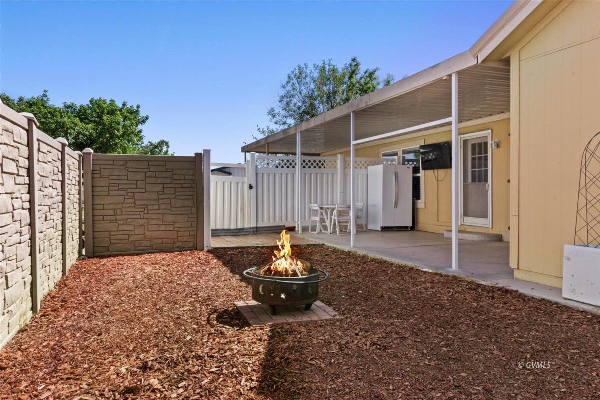 Property Photo 24