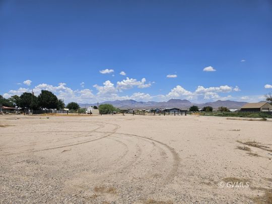 feature listing property photo