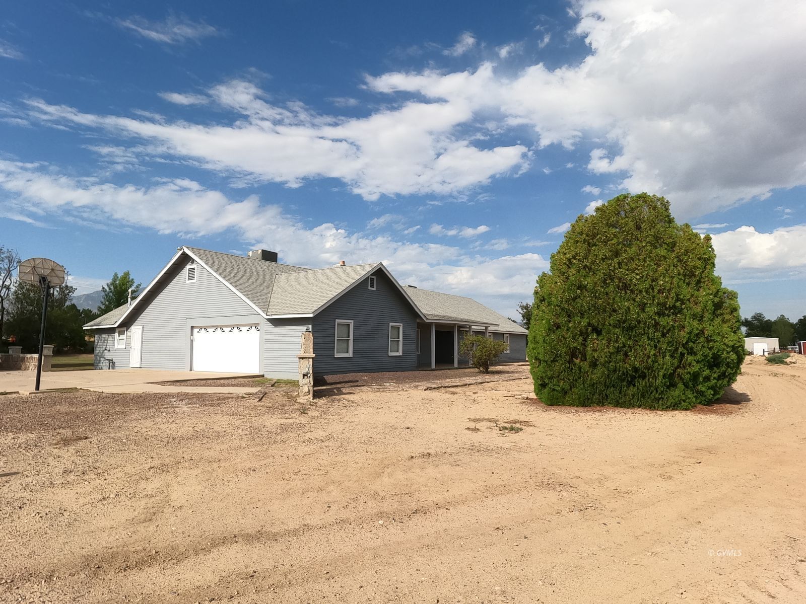 Property Photo 45