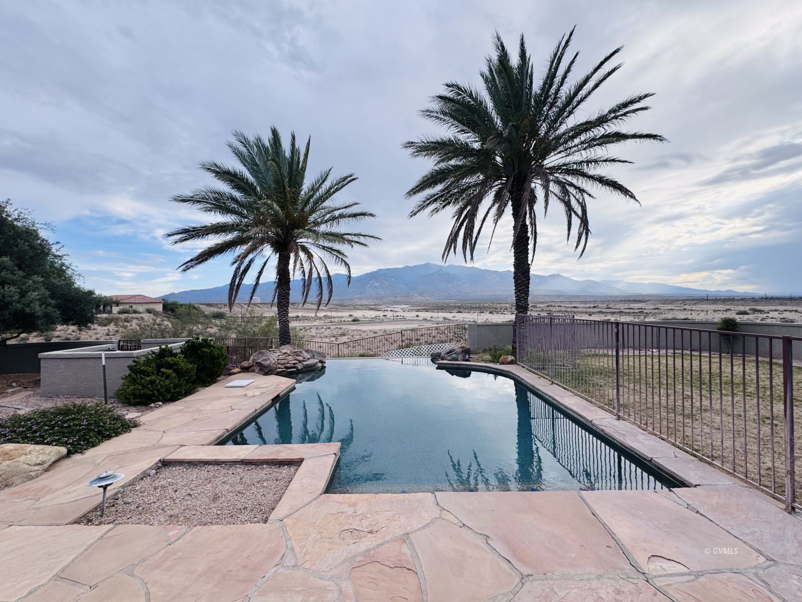 Property Photo 38