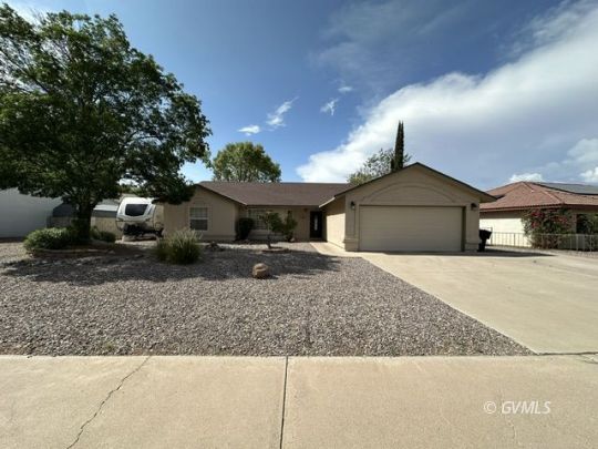 feature listing property photo