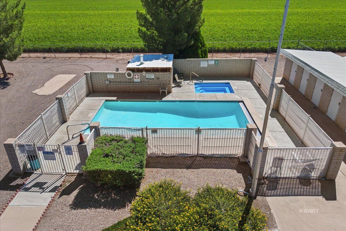Property Photo 27