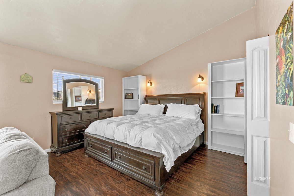 Property Photo 47