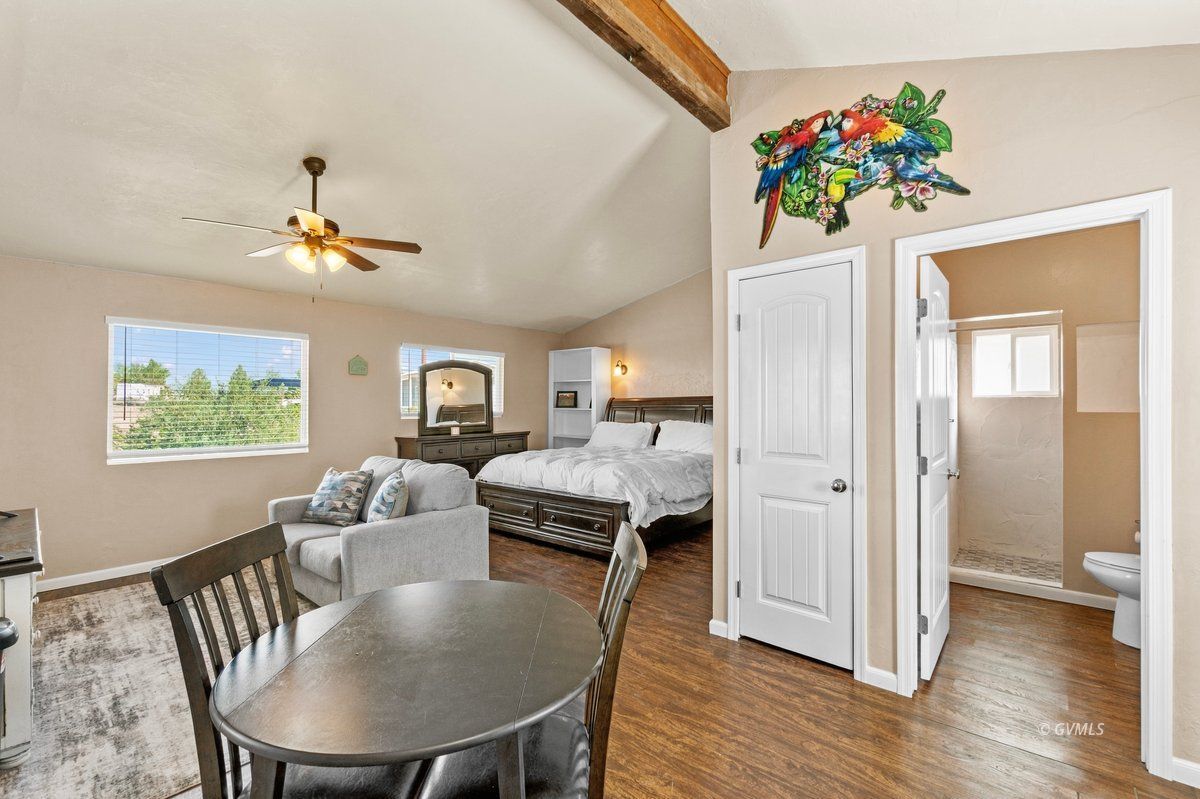 Property Photo 44