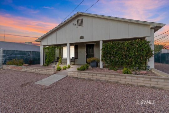 feature listing property photo