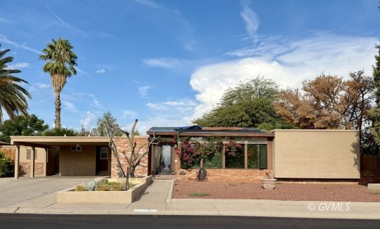 feature listing property photo