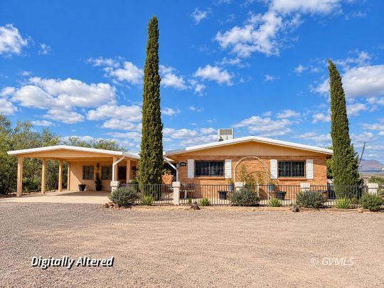 feature listing property photo